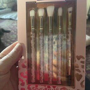 Luxie 5-Piece Rose Gold Makeup Brush Set